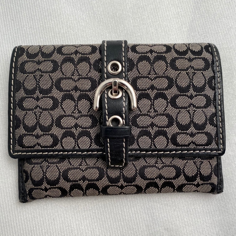 Coach Signature logo canvas C logo polished nickel buckle wallet - Picture 1 of 7